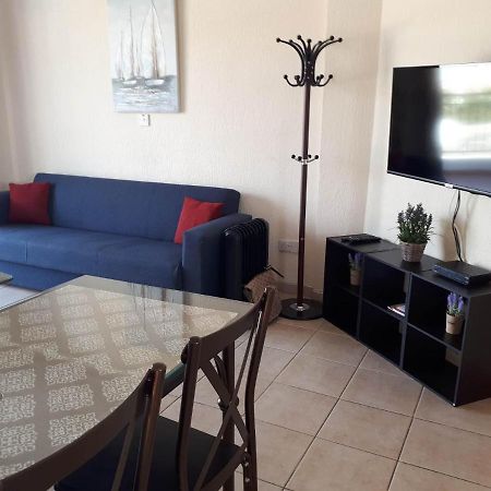 Amelia Two Bedroom Apartment - 201 Paphos Ngoại thất bức ảnh