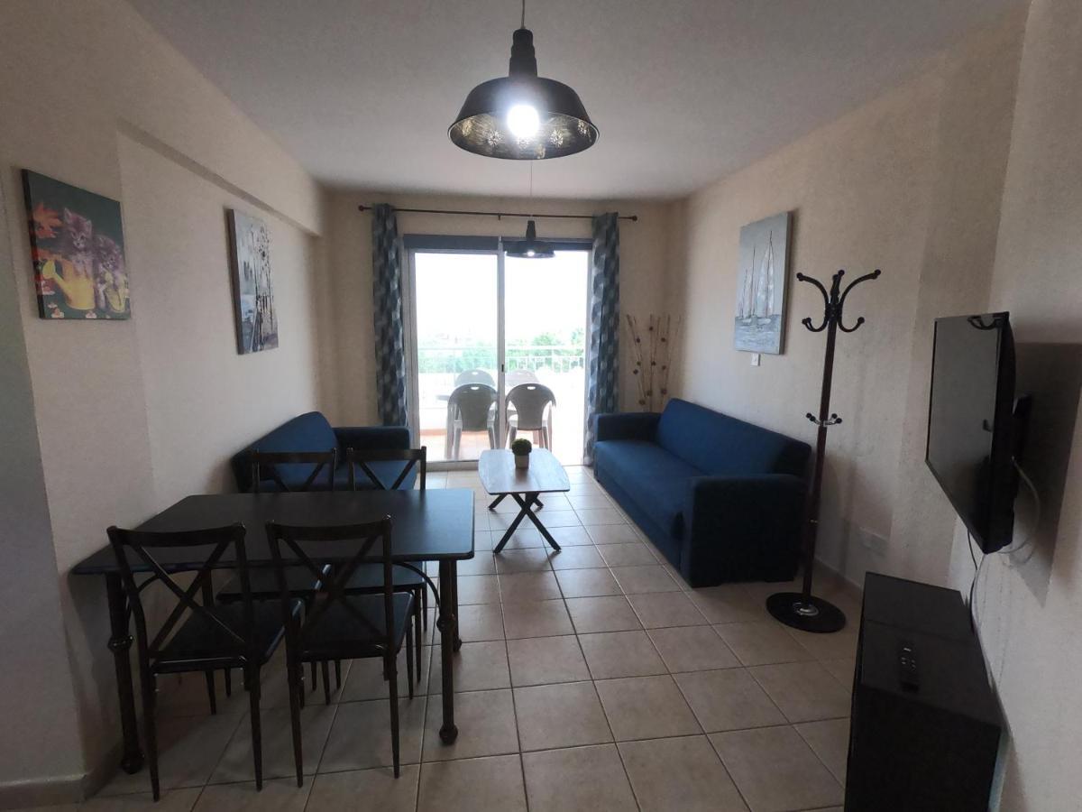 Amelia Two Bedroom Apartment - 201 Paphos Ngoại thất bức ảnh